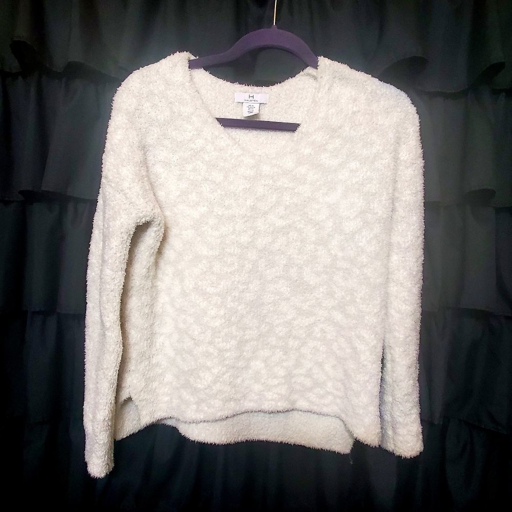 H Halson white with light accent fluffy sweater. XSmall.